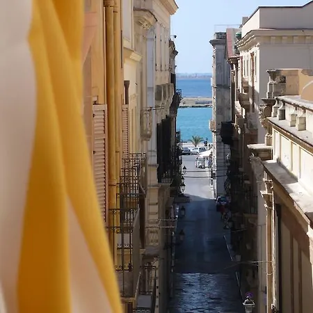 Le Vie Di Trapani