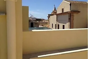 Apartment Le Vie Di Trapani